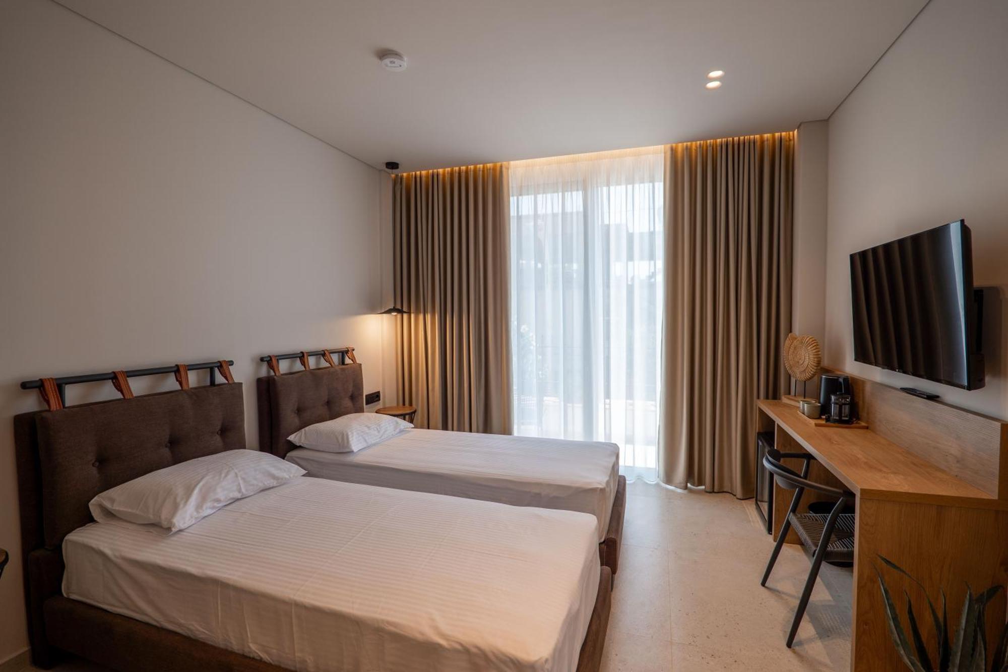 Kamara Rooms Саранде Екстериор снимка