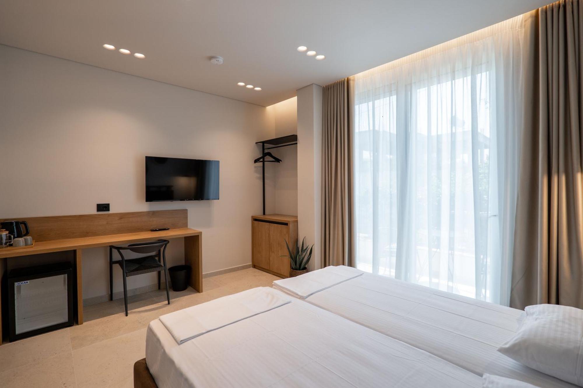 Kamara Rooms Саранде Екстериор снимка